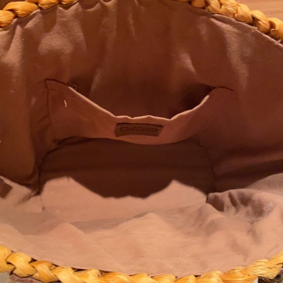 XOXO Cornsilk Straw Satchel with Brown Vinyl Trim - Picture 3 of 5